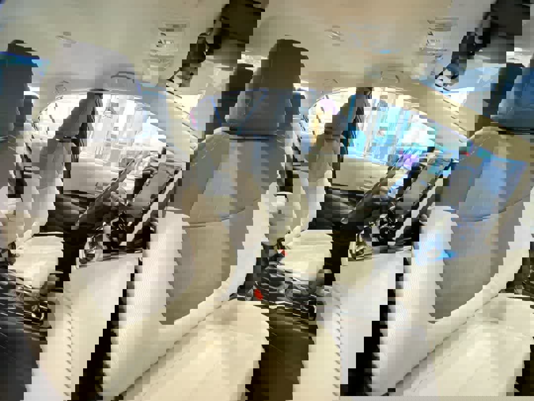 Used 2020 Toyota Corolla LE image 26