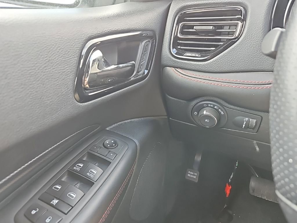 Used 2023 Dodge Durango GT image 22