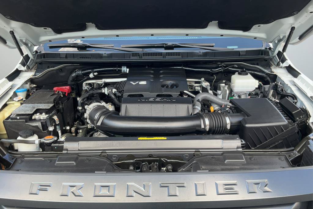 Used 2023 Nissan Frontier Pro-X w/ Tow Package RWD image 23