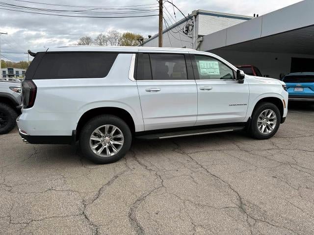 New 2026 Chevrolet Suburban Premier w/ Sun And Tow Package AWD/4WD image 3