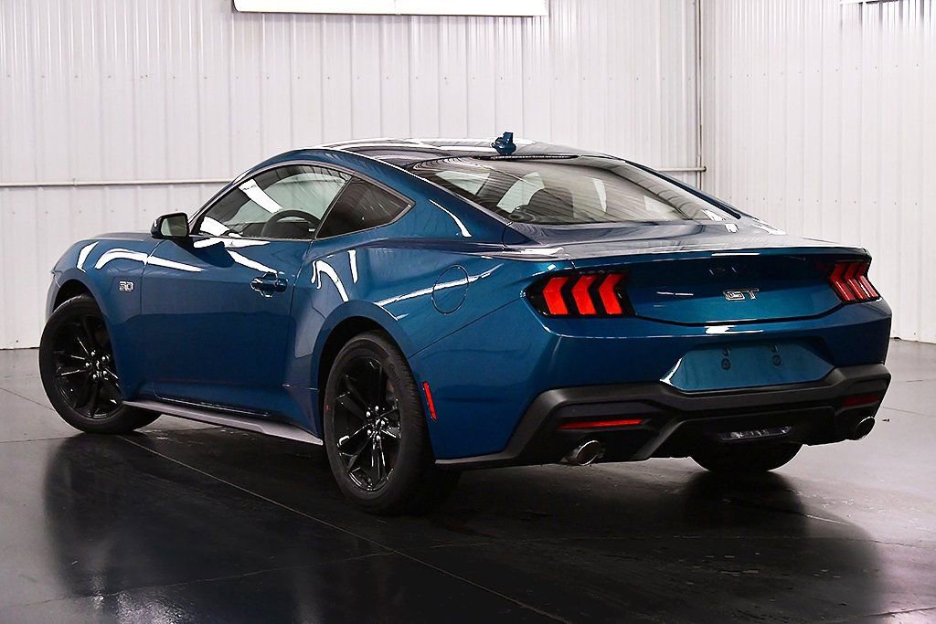 New 2026 Ford Mustang GT image 5
