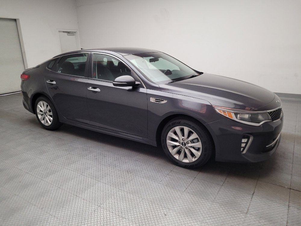 Used 2018 Kia Optima S FWD image 11