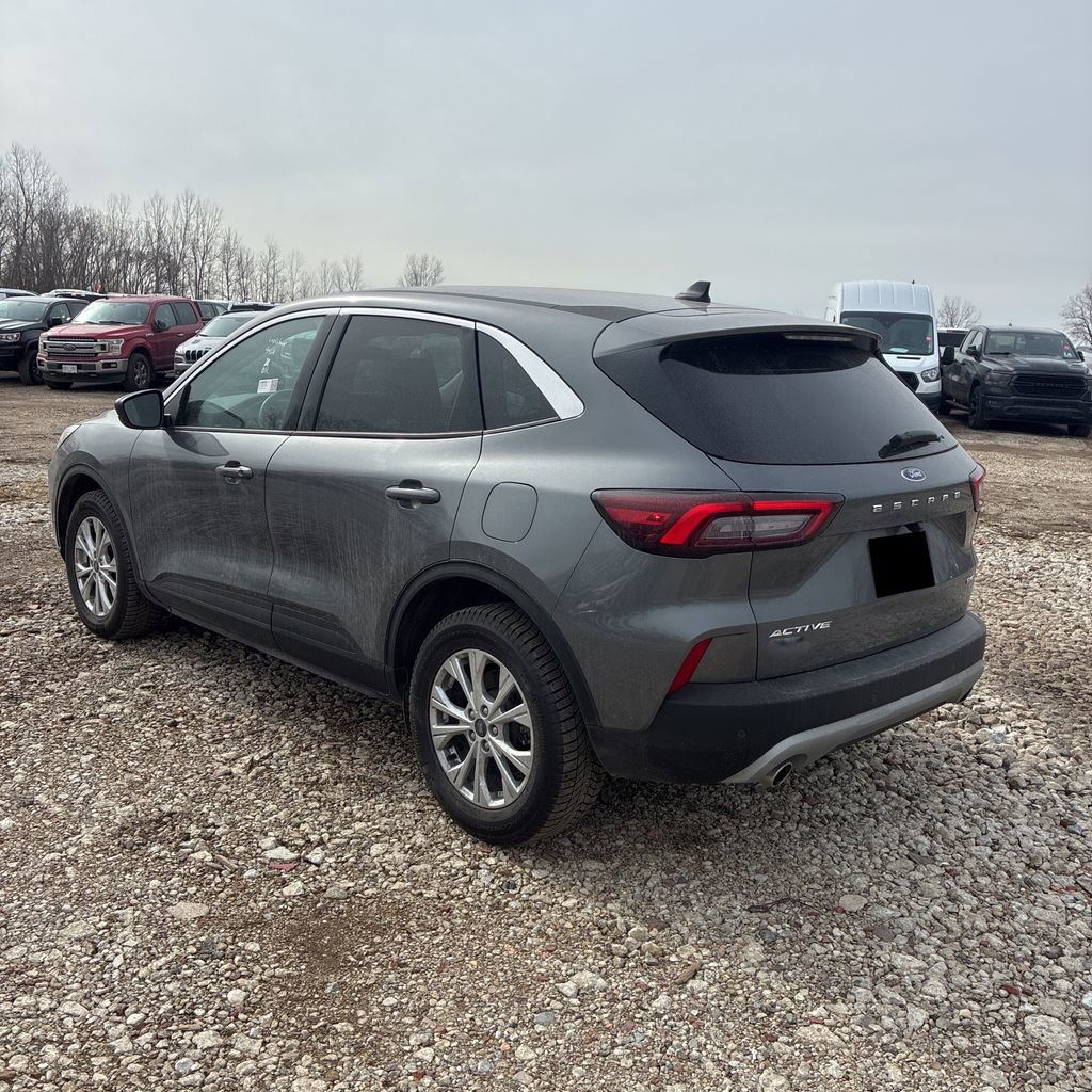 Used 2023 Ford Escape Active w/ Tech Pack #1 image 4