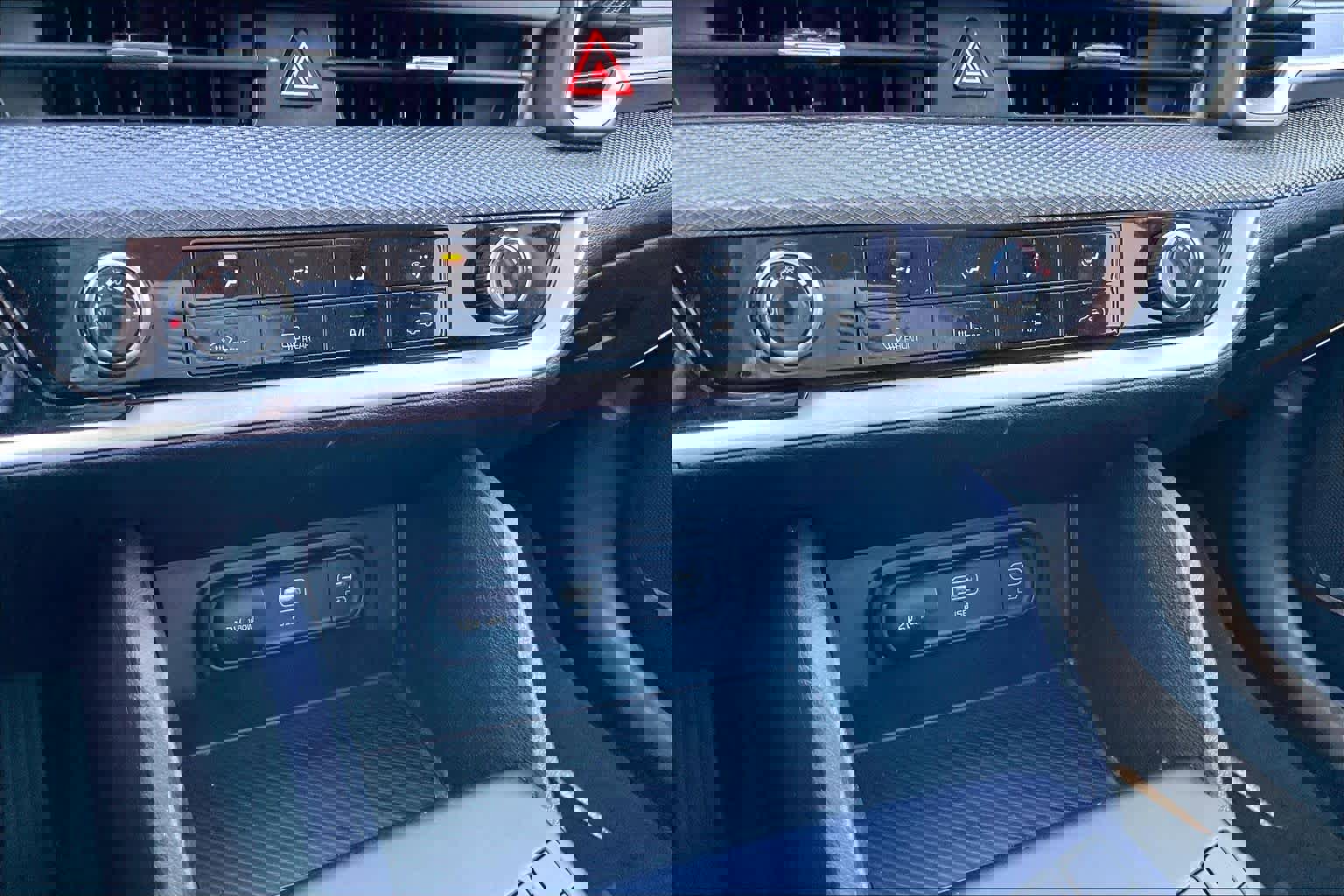 Used 2024 Kia Sportage LX image 33