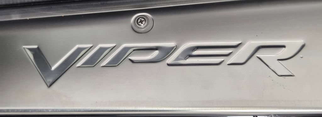 Used 2014 SRT Viper GTS w/ GTS Laguna Interior Package RWD image 21