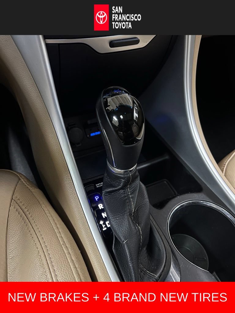 Used 2012 Hyundai Sonata Limited w/ Navigation Pkg FWD image 26