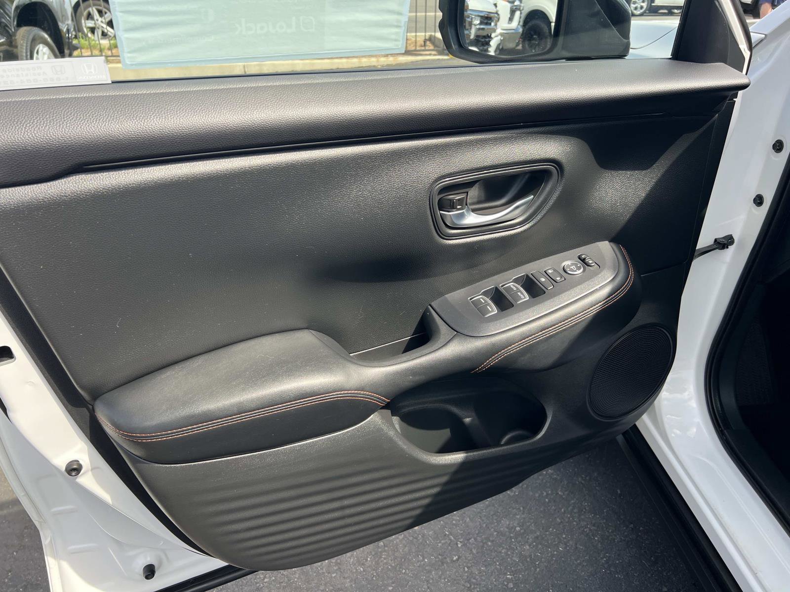 Certified 2023 Honda HR-V Sport image 6