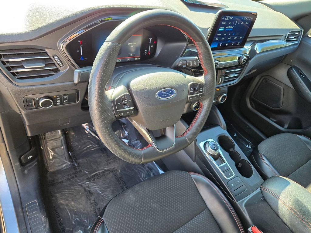 Used 2024 Ford Escape ST-Line image 10