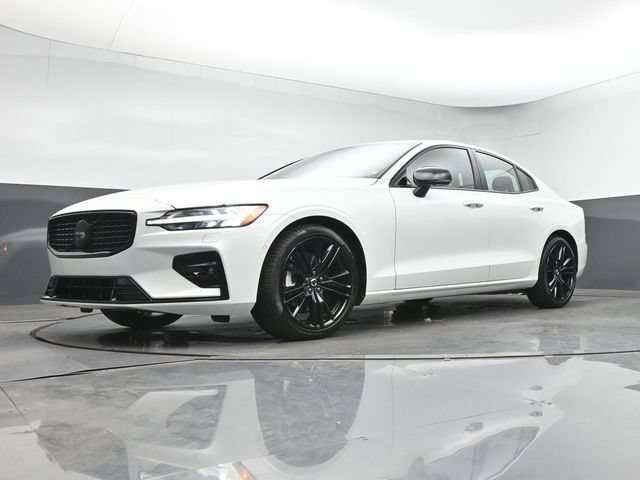 Used 2024 Volvo S60 B5 Plus w/ Climate Package FWD image 39