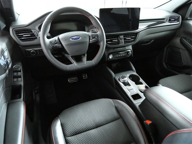 Used 2023 Ford Escape ST-Line w/ Tech Pack #1 image 4