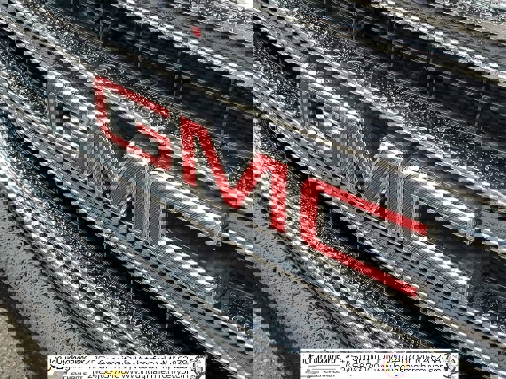 Used 2018 GMC Yukon XL SLT image 32