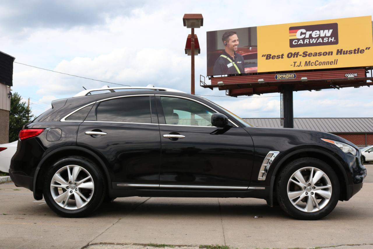 Used 2012 INFINITI FX35 AWD w/ Premium Pkg image 10
