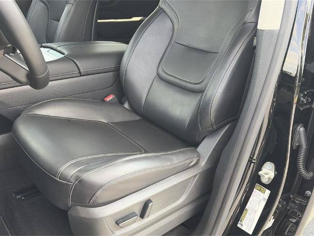 Certified 2025 Nissan Armada SV AWD/4WD image 26