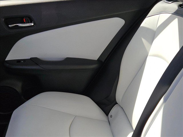 Used 2016 Toyota Prius Three Touring FWD image 13