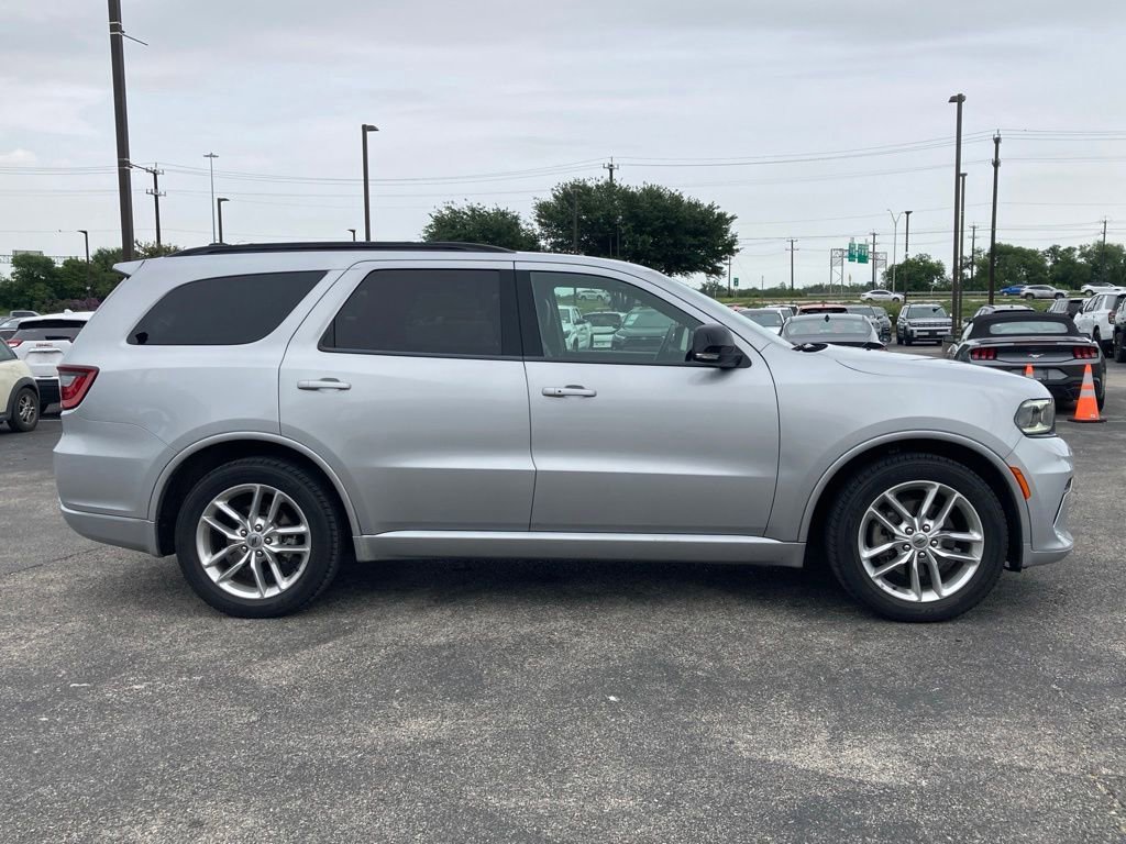 Used 2024 Dodge Durango GT RWD image 4