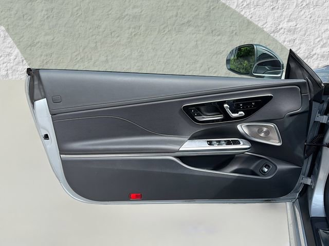 Used 2024 Mercedes-Benz CLE 450 4MATIC Cabriolet image 19