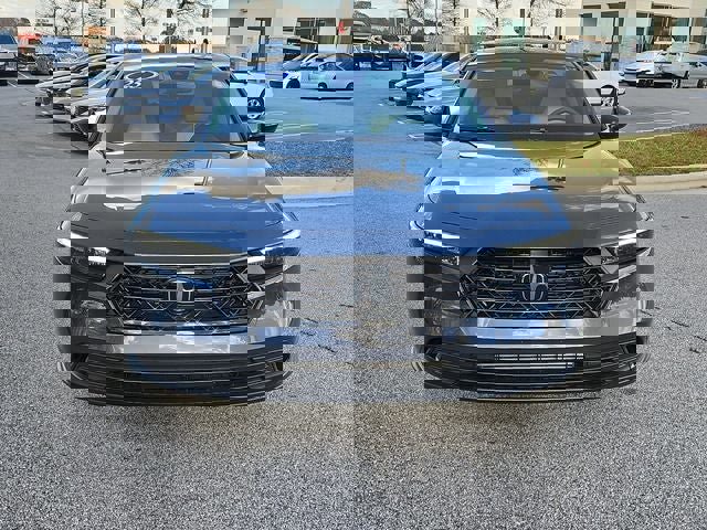 Certified 2025 Honda Accord SE image 8