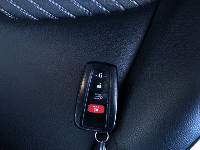 Used 2023 Toyota Highlander XSE image 35