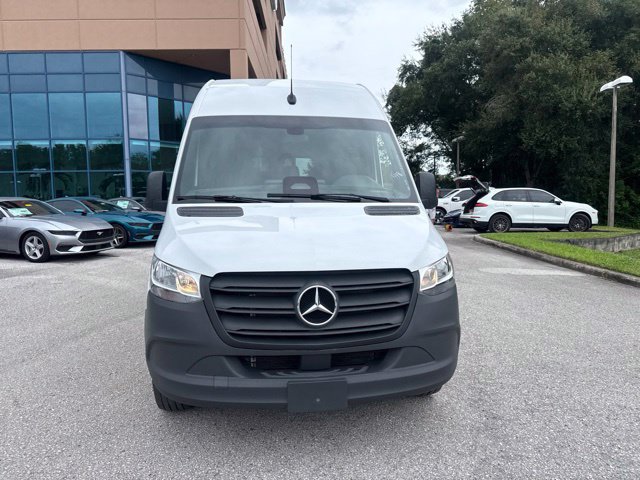 Used 2025 Mercedes-Benz Sprinter 2500 image 11