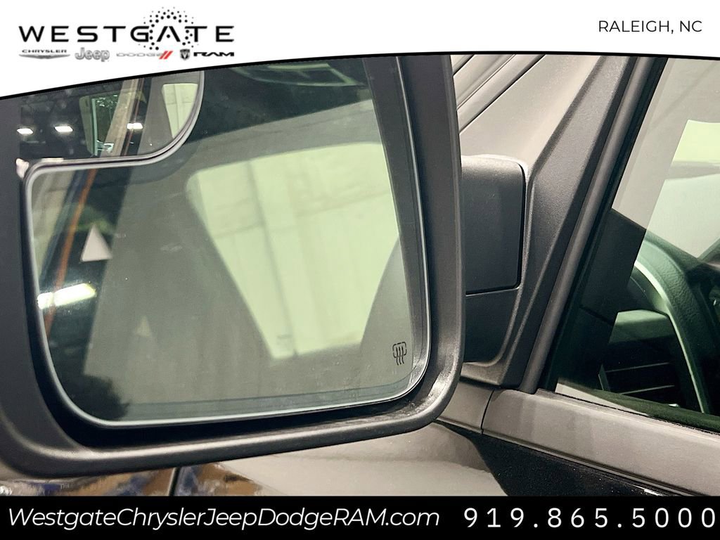 New 2026 RAM 1500 4x4 Crew Cab image 21