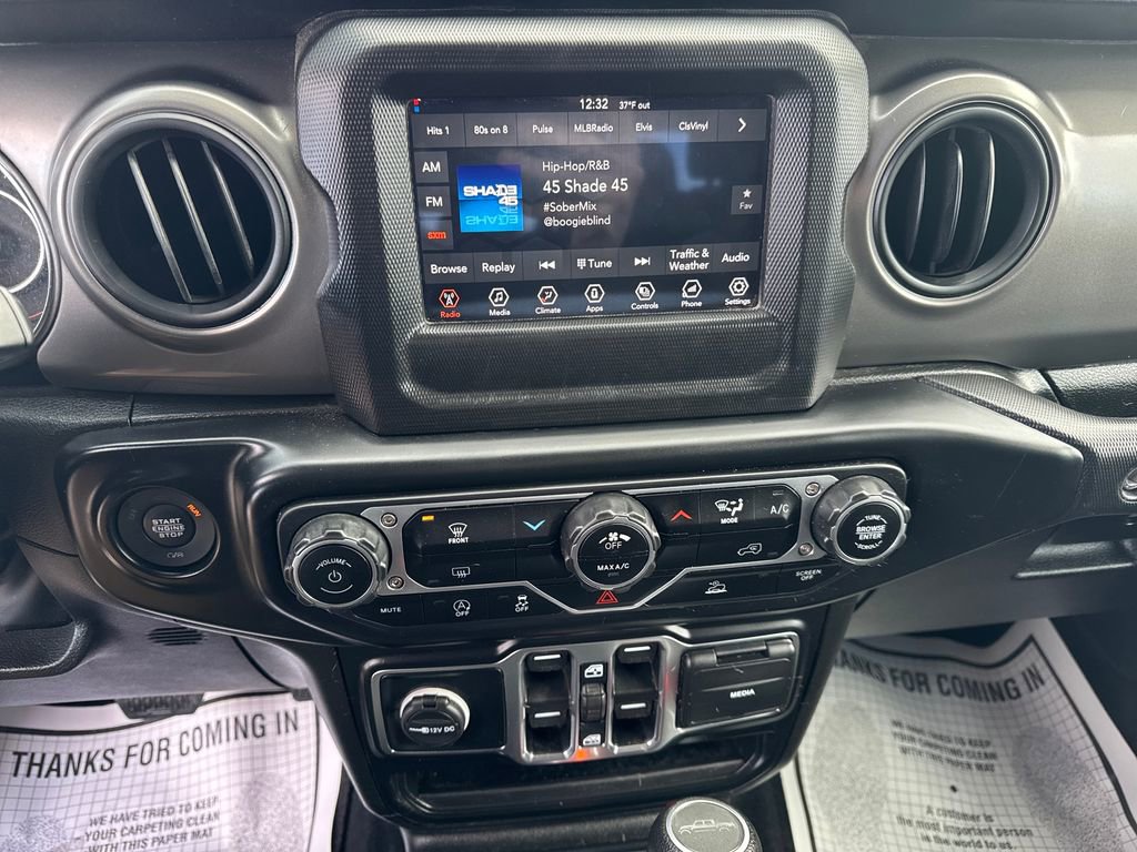 Used 2022 Jeep Gladiator Sport image 18