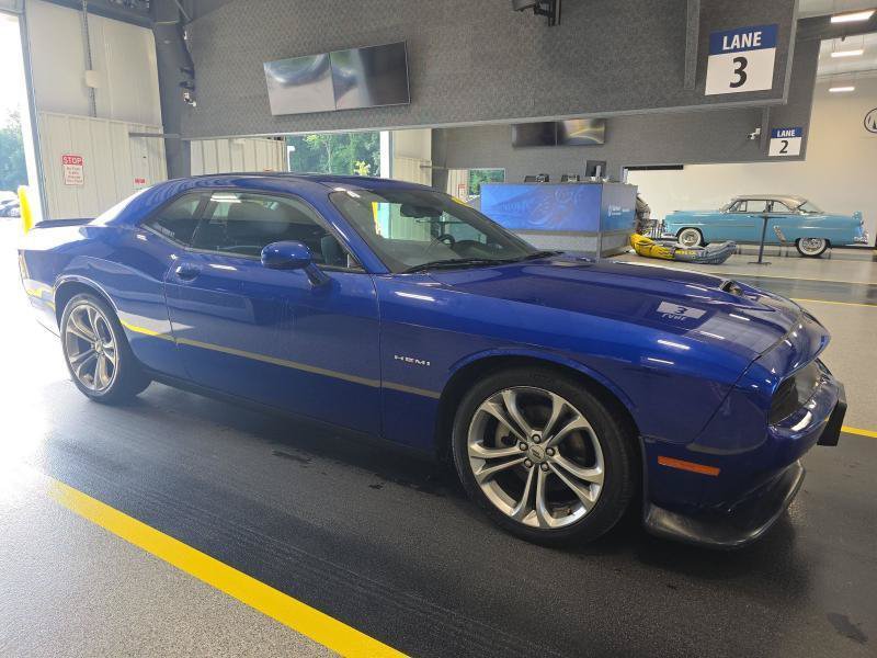 Used 2021 Dodge Challenger R/T RWD image 3