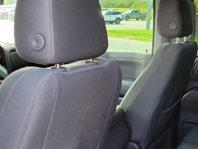 Used 2019 Chevrolet Silverado 1500 LT w/ All-Star Edition AWD/4WD image 23