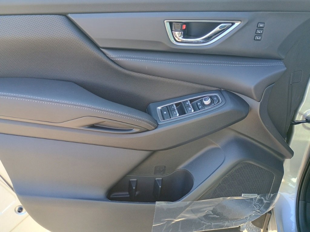 New 2026 Subaru Ascent Limited image 8