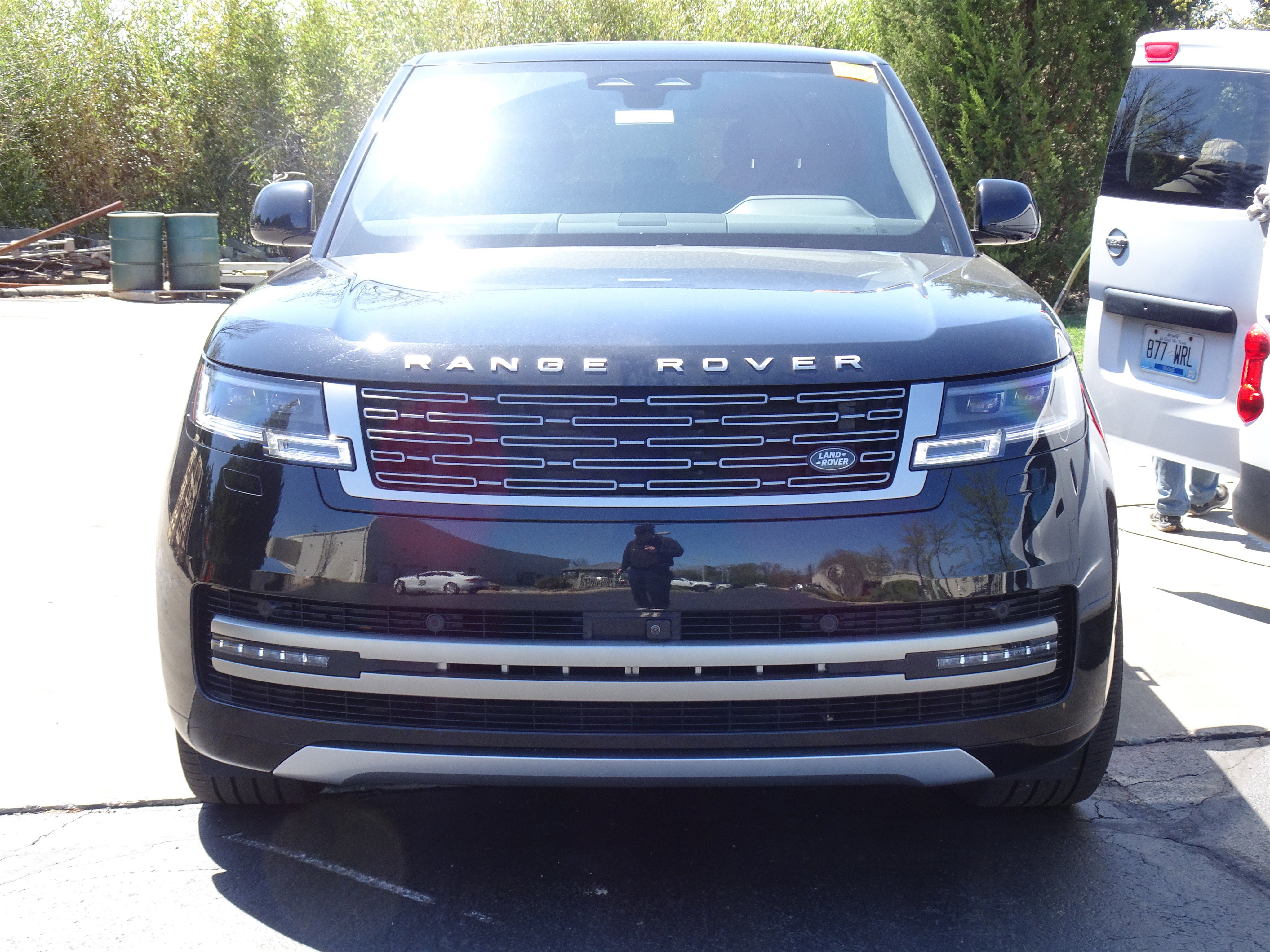 Certified 2024 Land Rover Range Rover SE image 2