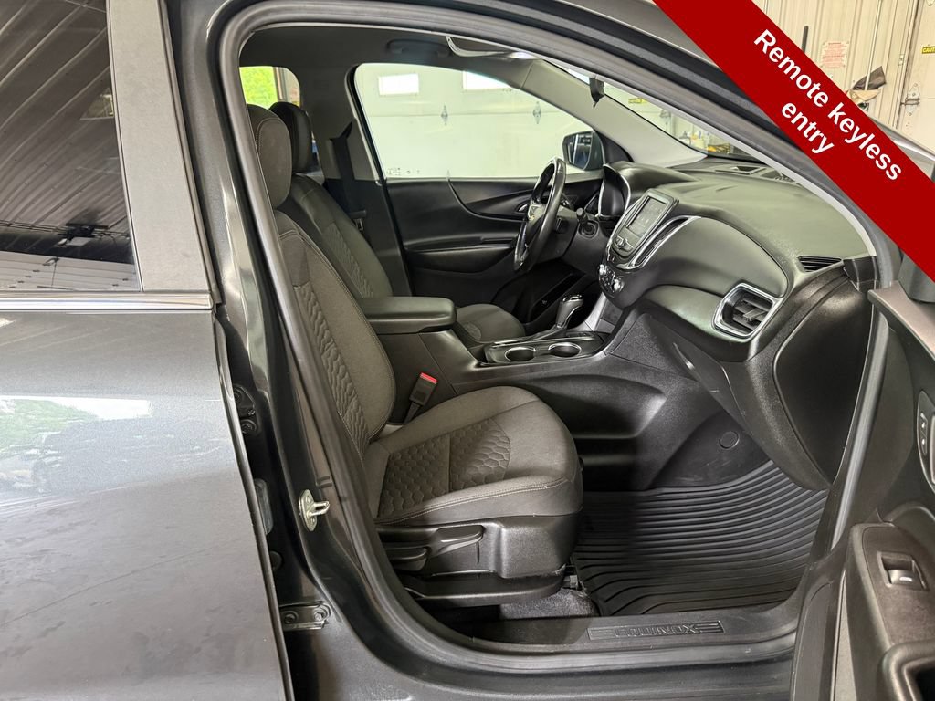 Used 2021 Chevrolet Equinox LT AWD/4WD image 39