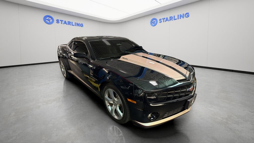 Used 2010 Chevrolet Camaro SS w/ RS Package image 4