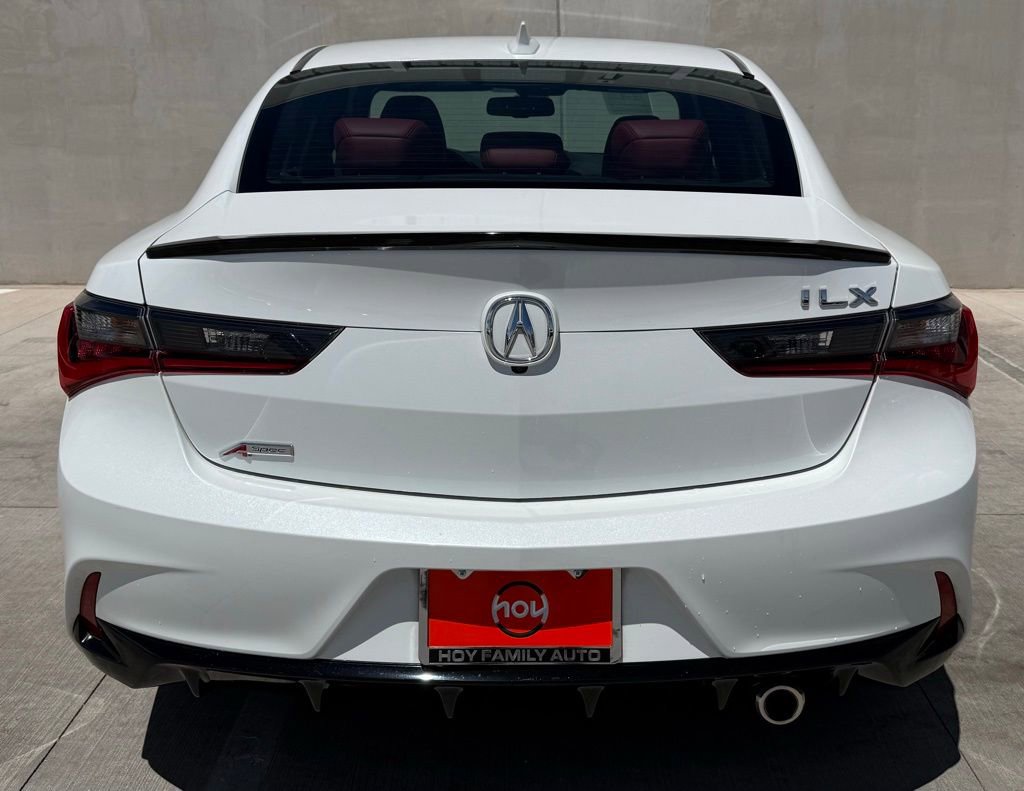 Used 2022 Acura ILX FWD image 4