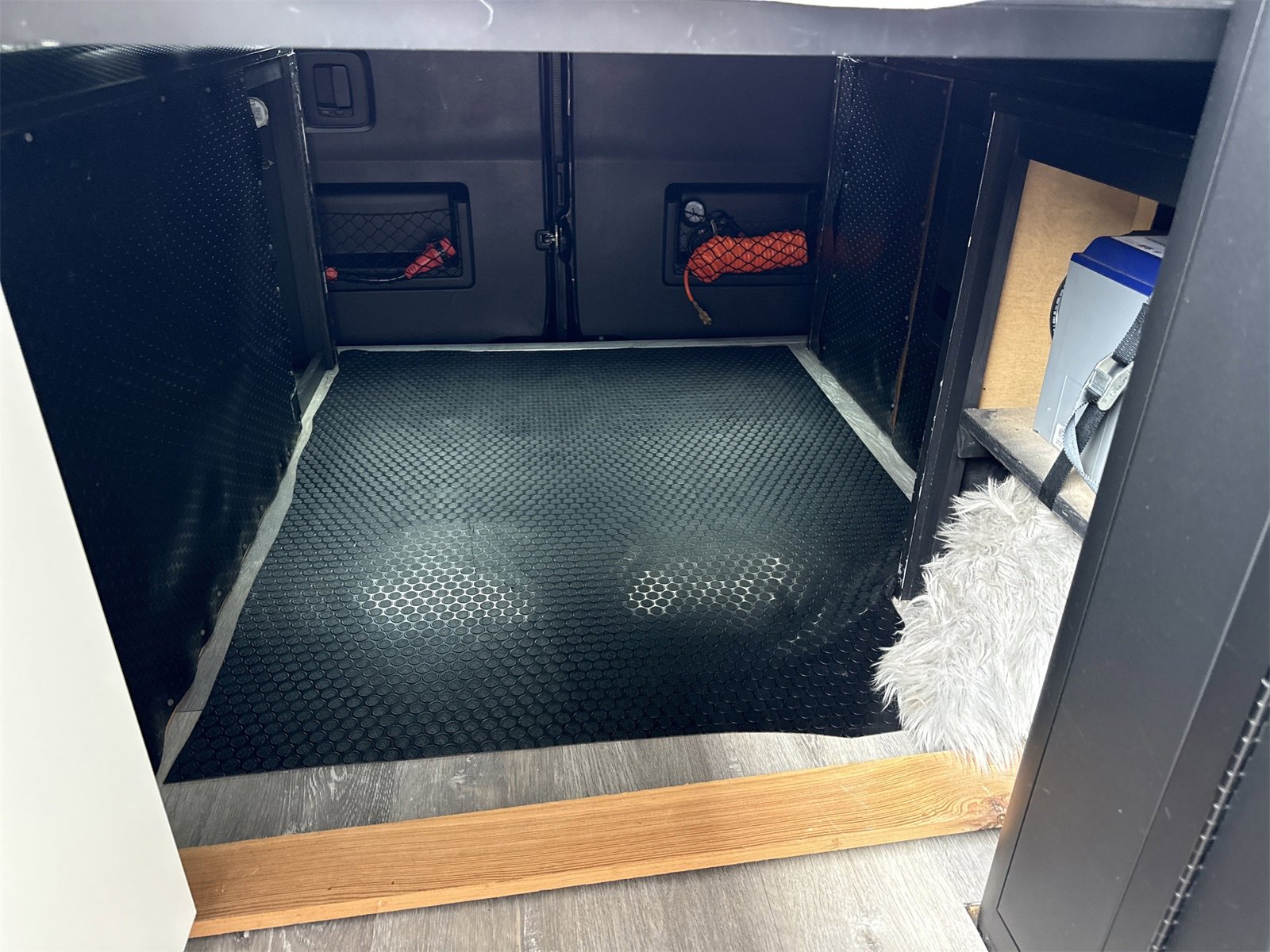 Used 2019 Mercedes-Benz Sprinter 2500 image 38