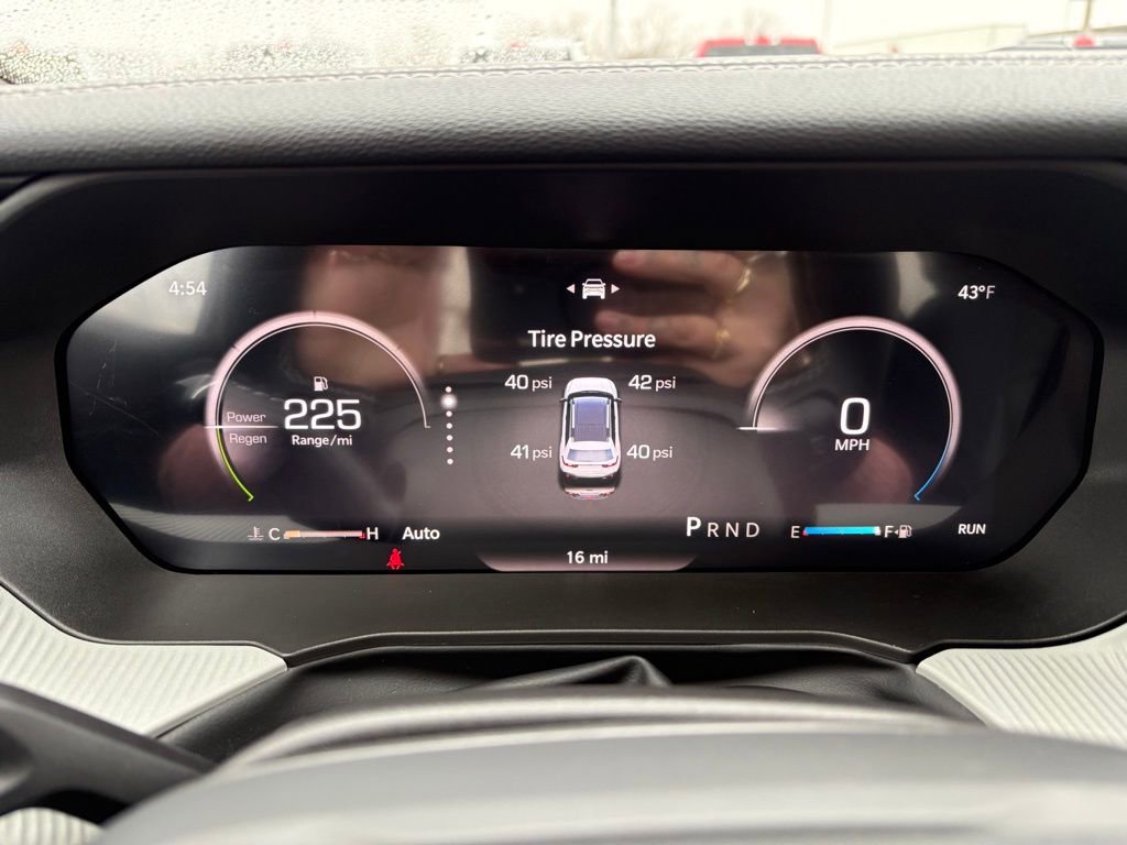 New 2026 Jeep Cherokee Laredo image 18