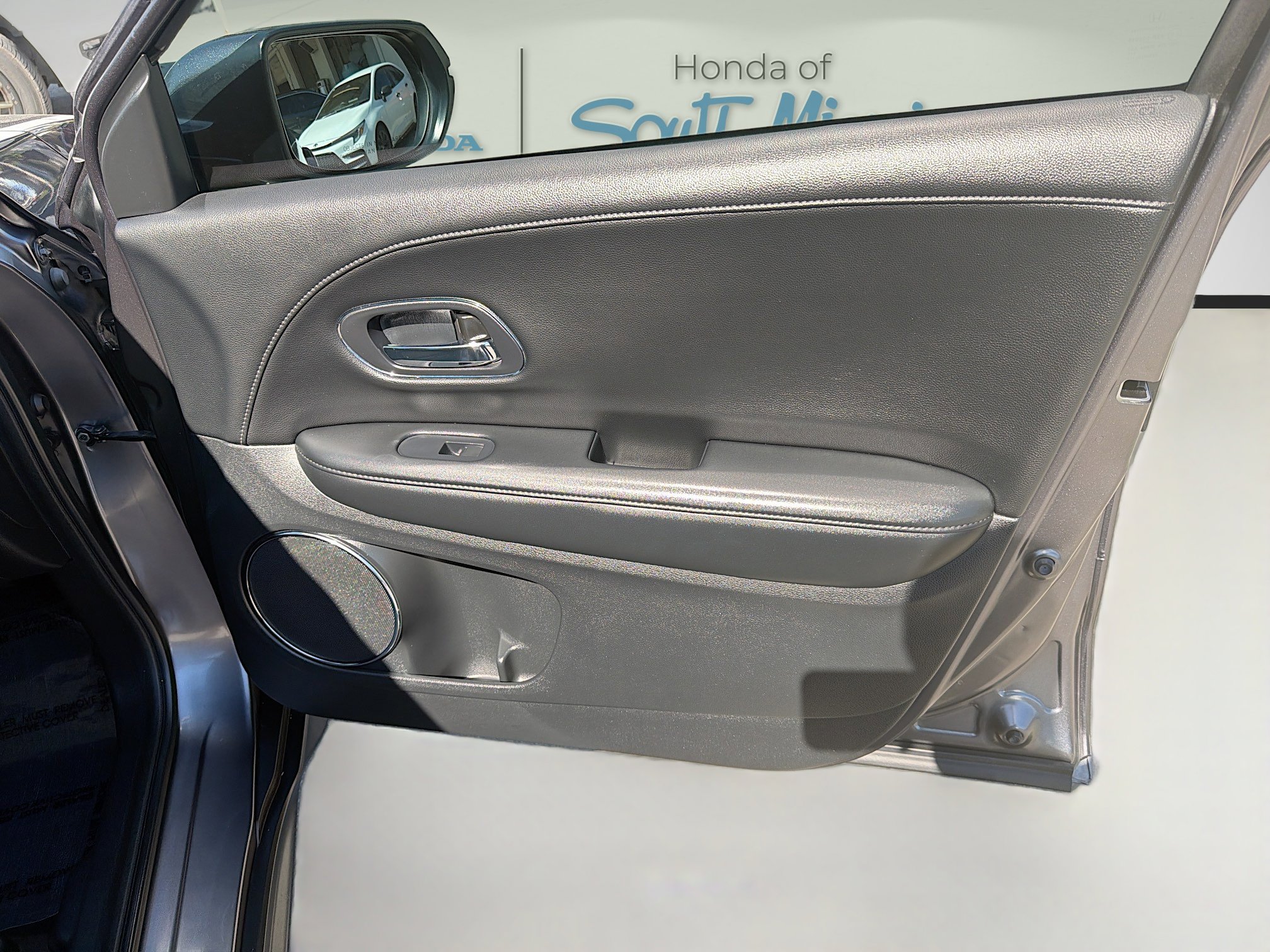 Certified 2019 Honda HR-V EX-L image 32