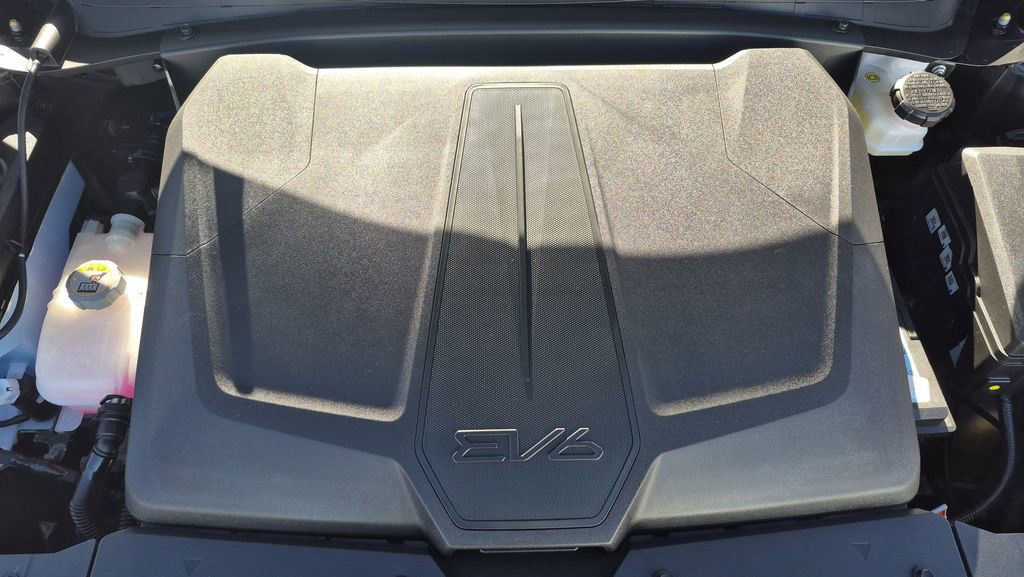 New 2025 Kia EV6 Wind image 17