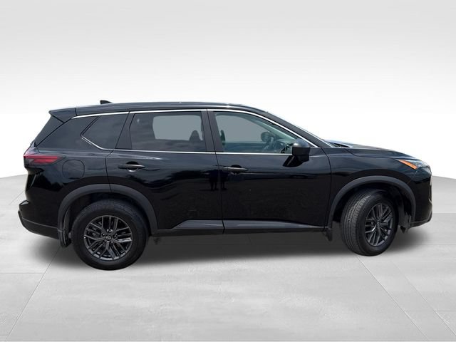 Certified 2025 Nissan Rogue S FWD image 9