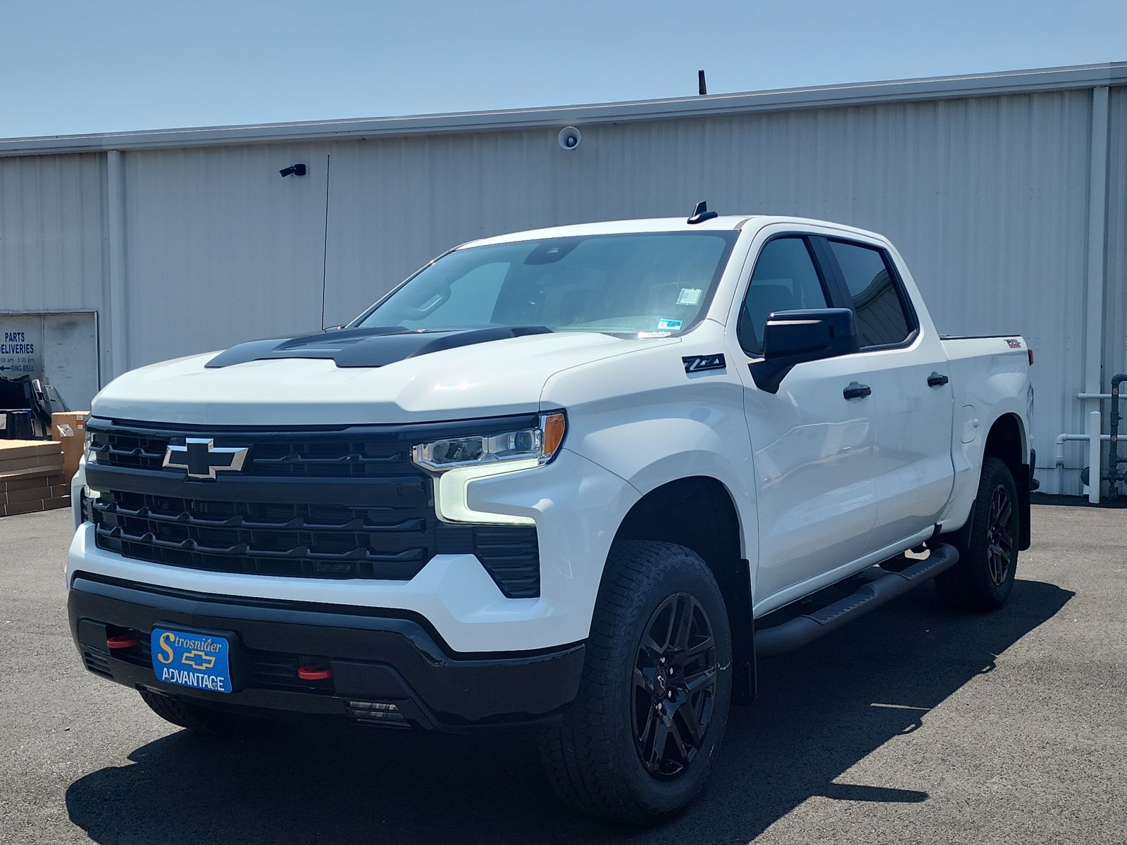 New 2026 Chevrolet Silverado 1500 LT Trail Boss w/ Convenience Package II