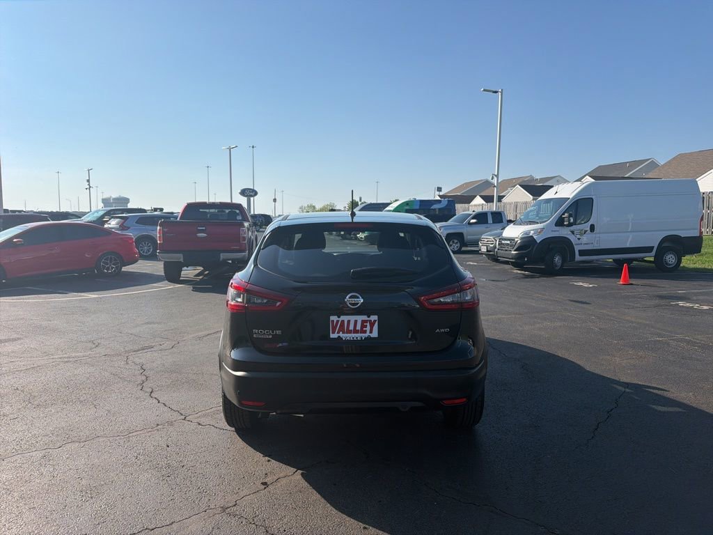 Used 2020 Nissan Rogue Sport S AWD/4WD image 6