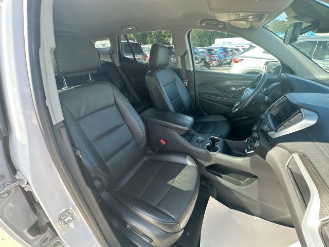 Used 2024 GMC Terrain SLT AWD/4WD image 38