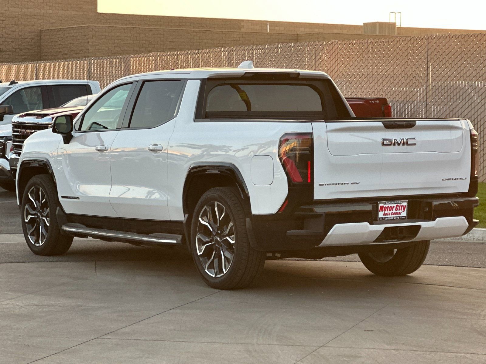 New 2025 GMC Sierra EV Denali image 6