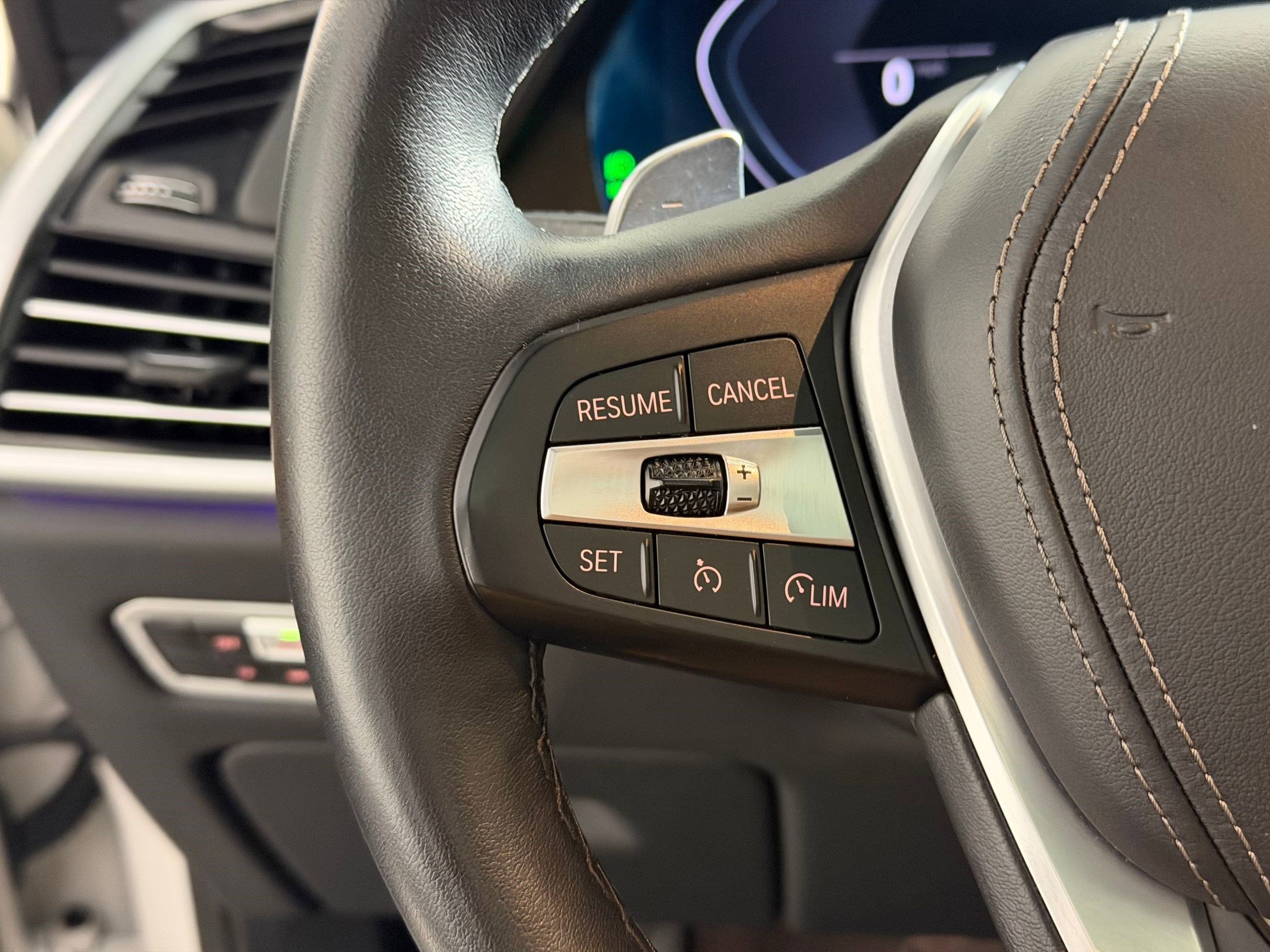 Certified 2022 BMW X5 xDrive45e w/ Climate Comfort Package image 18