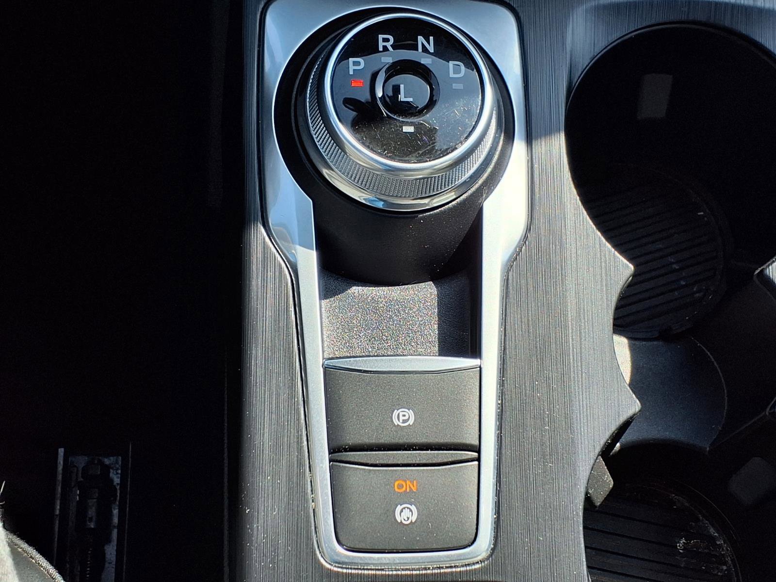 Certified 2023 Ford Escape Platinum w/ Class II Trailer Tow Package image 20