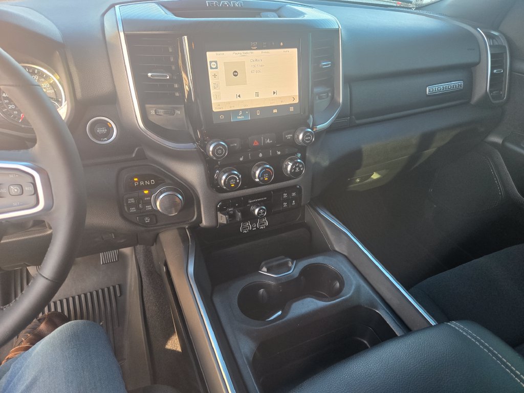 Used 2025 RAM 1500 Big Horn AWD/4WD image 9