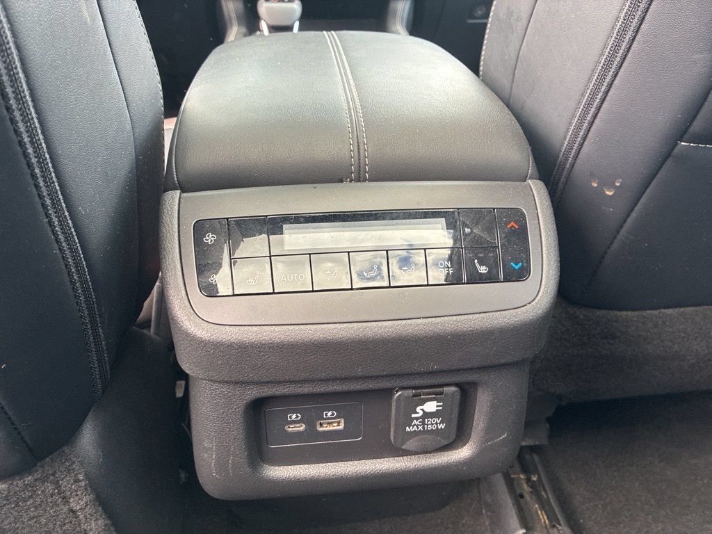 Certified 2024 Nissan Pathfinder Platinum w/ Cargo Package AWD/4WD image 29