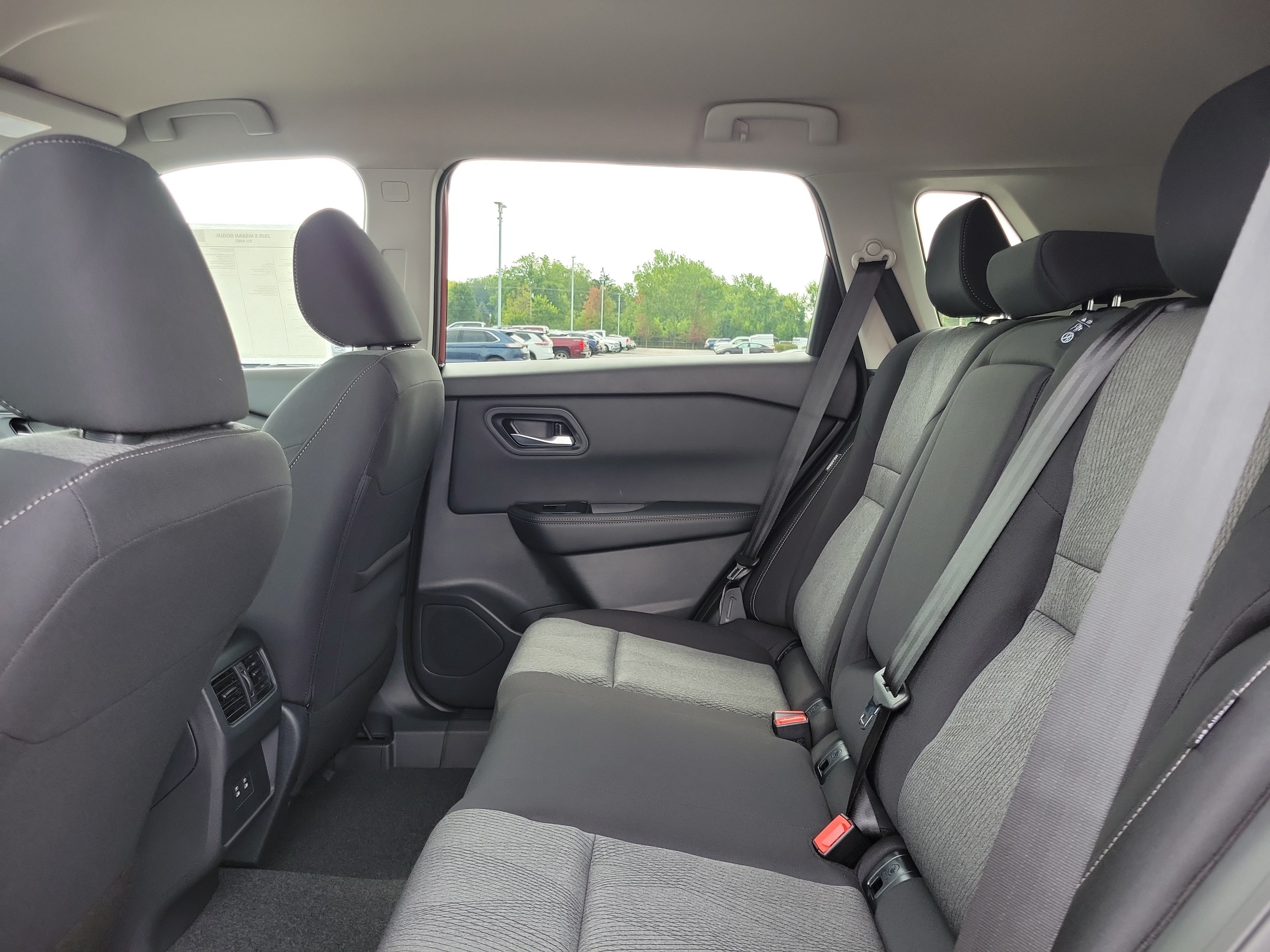 New 2026 Nissan Rogue SV w/ Cold Weather Package AWD/4WD image 11