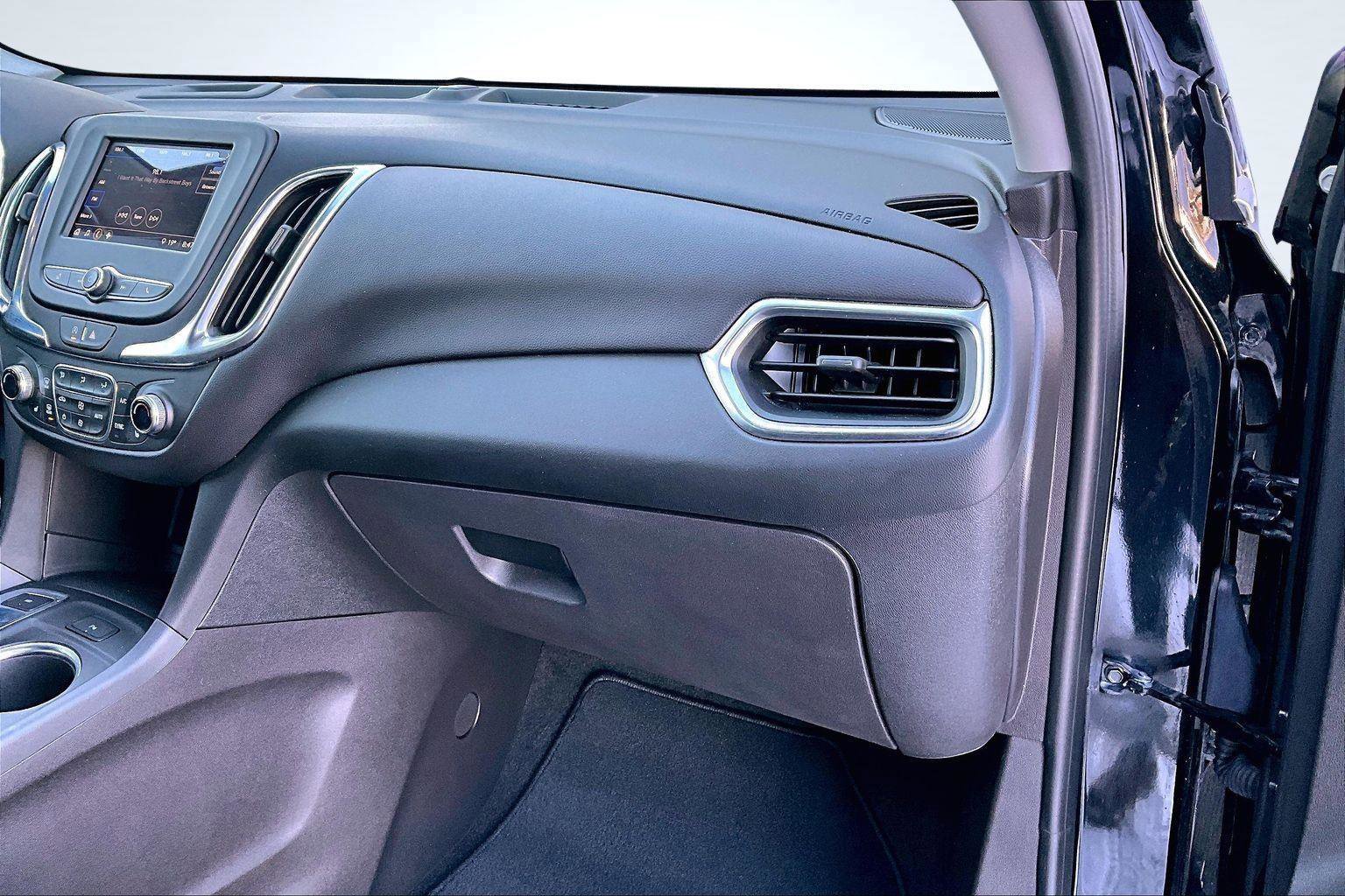 Used 2024 Chevrolet Equinox LT image 18