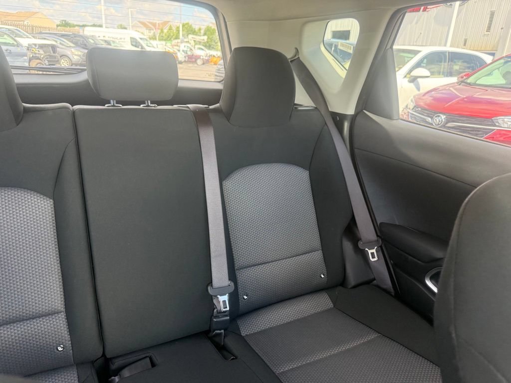 Used 2025 Kia Soul LX w/ LX Technology Package FWD image 48