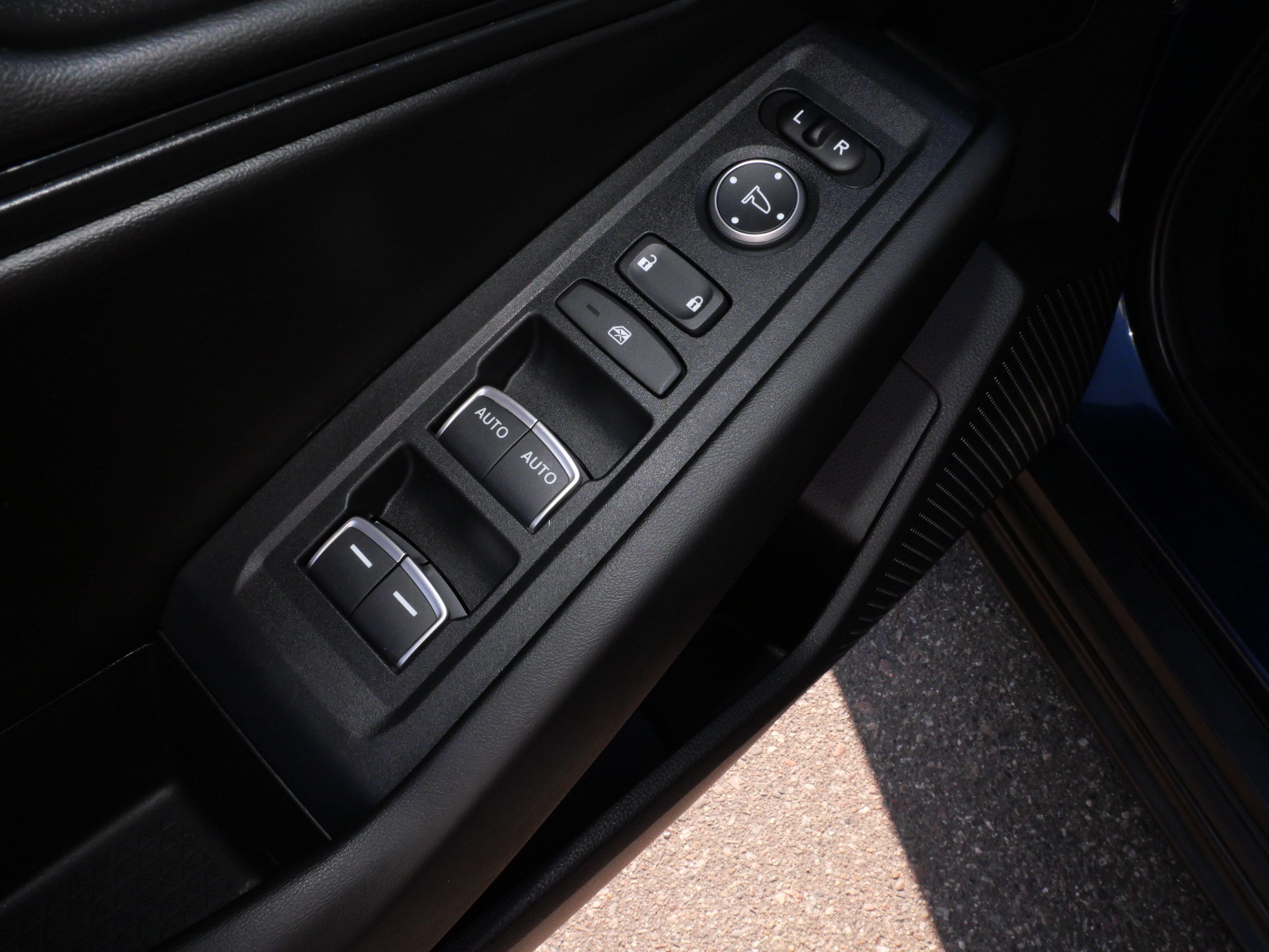 Certified 2024 Honda Accord EX image 19