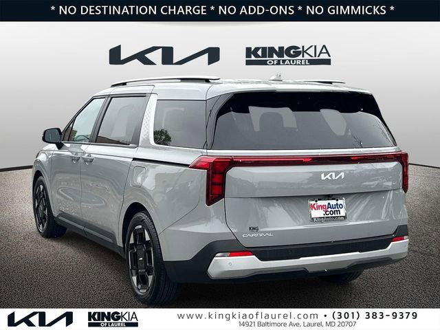 Used 2025 Kia Carnival EX image 25
